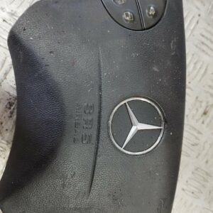 MERCEDES E 210 2.0