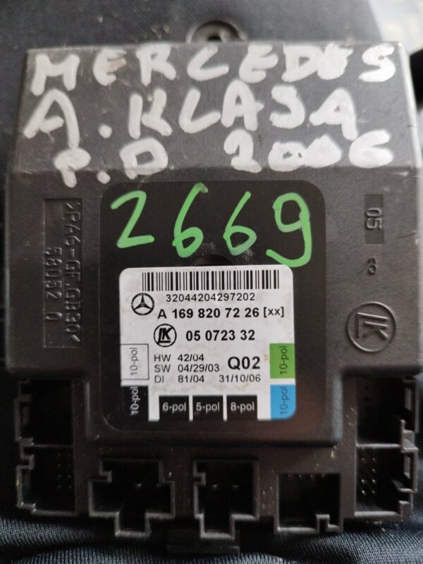 A1698207226# ELEKTRONIKA VRATA MERCEDES A CLASA PD 05072332

AUTO DIJELOVI
061 159 764