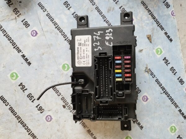 KUTIJA OSIGURACA FIAT GRANDE  PUNTO FUSE BOX#00517954290#28079637#