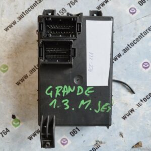 KUTIJA OSIGURACA FIAT GRANDE  PUNTO FUSE BOX#00517954290#28079637#