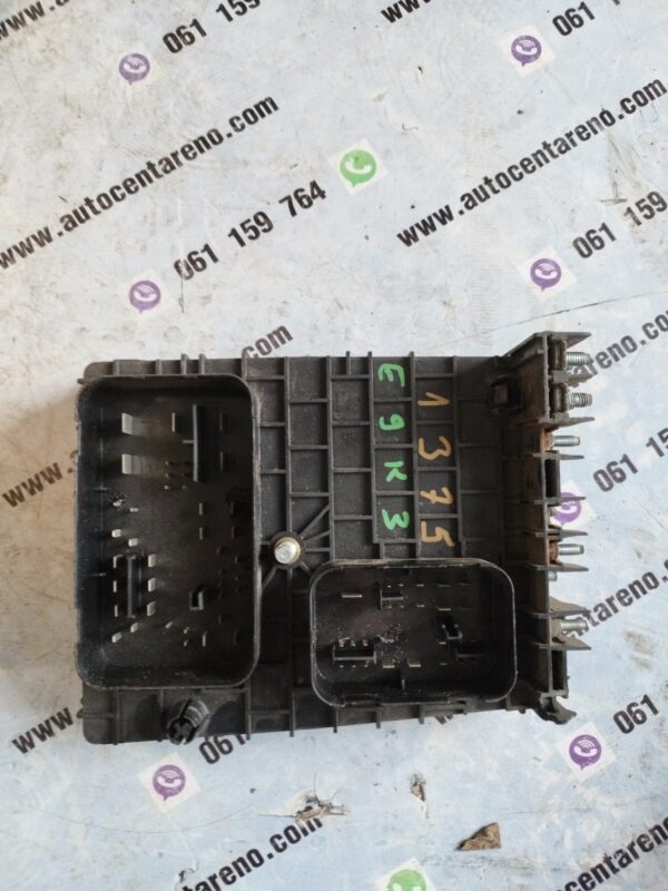 Kutija osiguraca golf 5#1K0937124K#