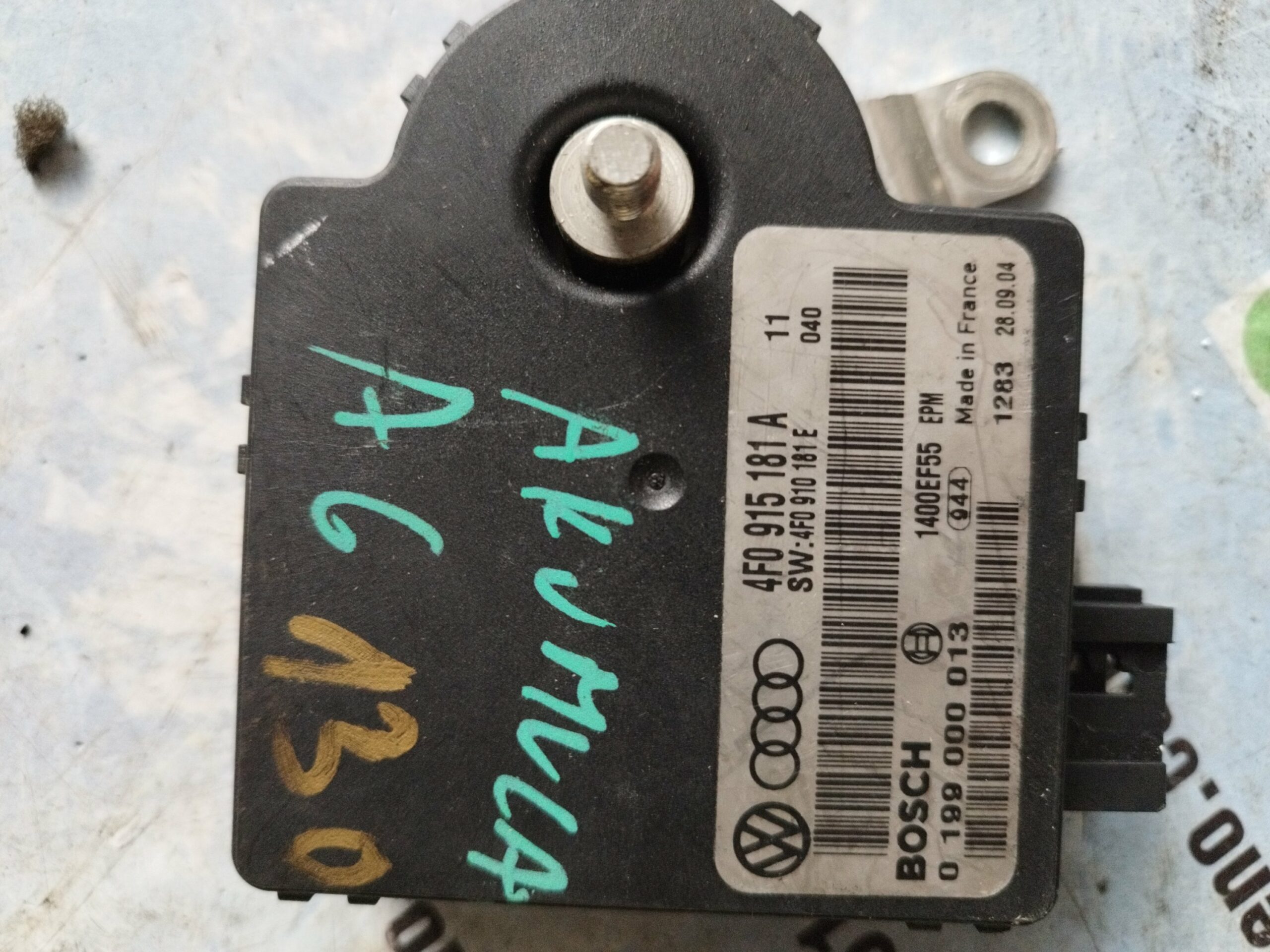 Elektronika akumulatora audi a6  4F0915181A