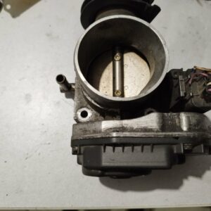 KLAPNA GASA AUDI PASAT 1.8 T #06A133063G