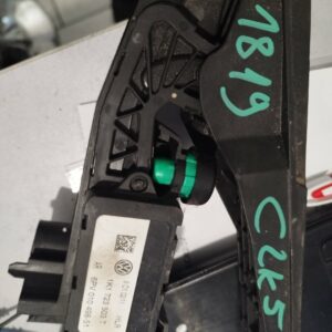 PAPUCA GASA GOLF SKODA 1K1721503L
