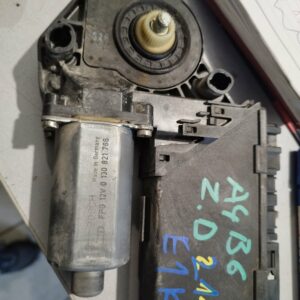 MOTOR PODIZACA STAKLA AUDI A4 B6 ZADNJI DESNI #105849-101