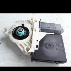 MOTOR PODIZACA STAKLA TOURAN #1T0959701G#1K0959793M#5P0837401N