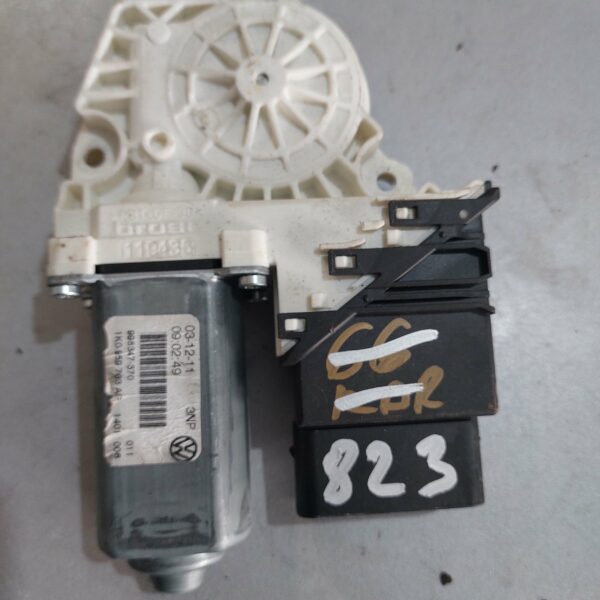 MOTOR PODIZACA STAKLA  GOLF 6 ZADNJI LIJEVI STAKLA#1K0959703AG#973624107