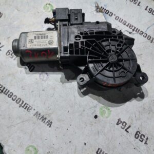 Motor podizaca stakla skoda ramster zadnji lijevi#5J959811A