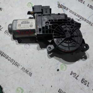 Motor podizaca stakla skoda ramster zadnji lijevi#5J959811A