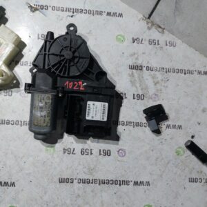 MOTOR PODIZACA STAKLA GOLF SKODA PREDNJI DESNI #1K0959792J