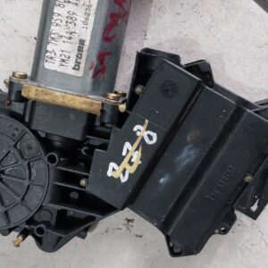 Motor podizaca  saran 7M3959801#PREDNJI LIJEVI