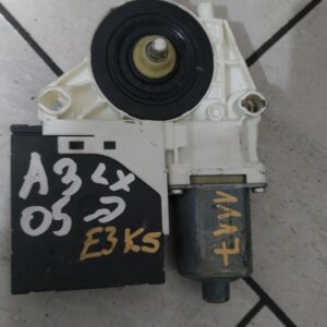 Motor podizaca stakla audi a3 2vrata PREDNJI DESNI 8P0959801E