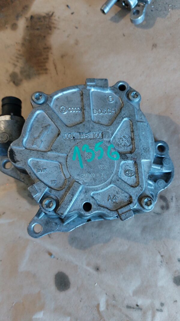 VAKUM PUMPA GOLF 6 1.6 2.0 TDI#03L145100