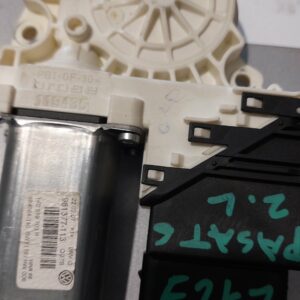 MOTOR PODIZACA STAKLA PASAT 6 ZADNJI LIJEVI#981677113#1K0959703P#973624106
