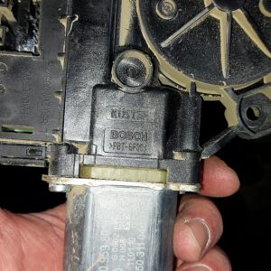 MOTOR PODIZACA STAKLA POLO 6R PREDNJI LIJEVI