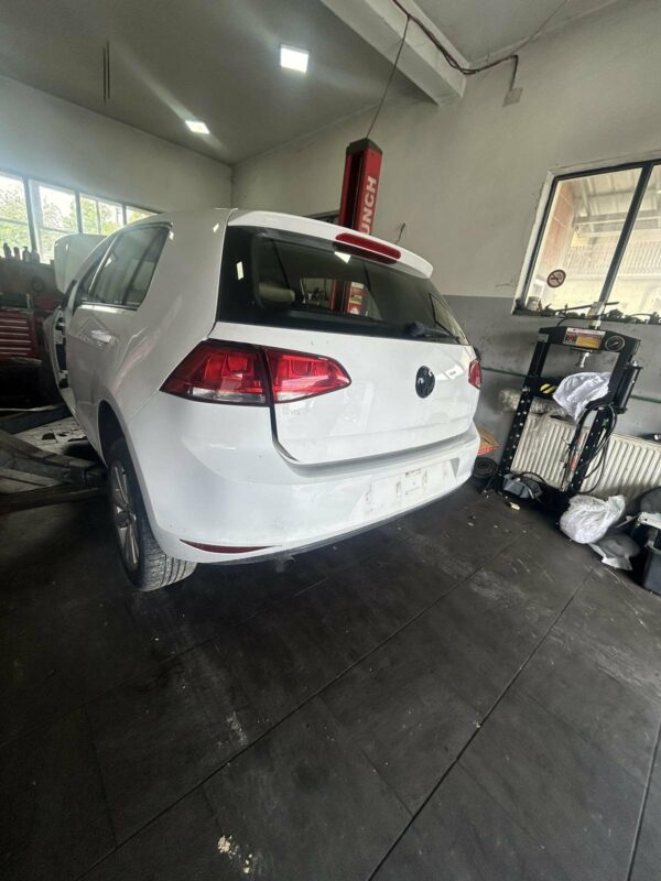 GOLF 7#DIJELOVI#PIK#BIJELI 1.6 TDI