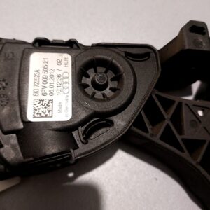 PAPUCA GASA AUDI A6 4G#8K1723523A