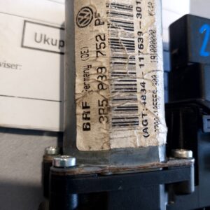 MOTOR PODIZACA PASAT 5 ZADNJI DESNI#0130821898