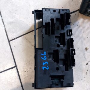 KUTIJA OSIGURACA BMW 5 F10 #9234421-01
