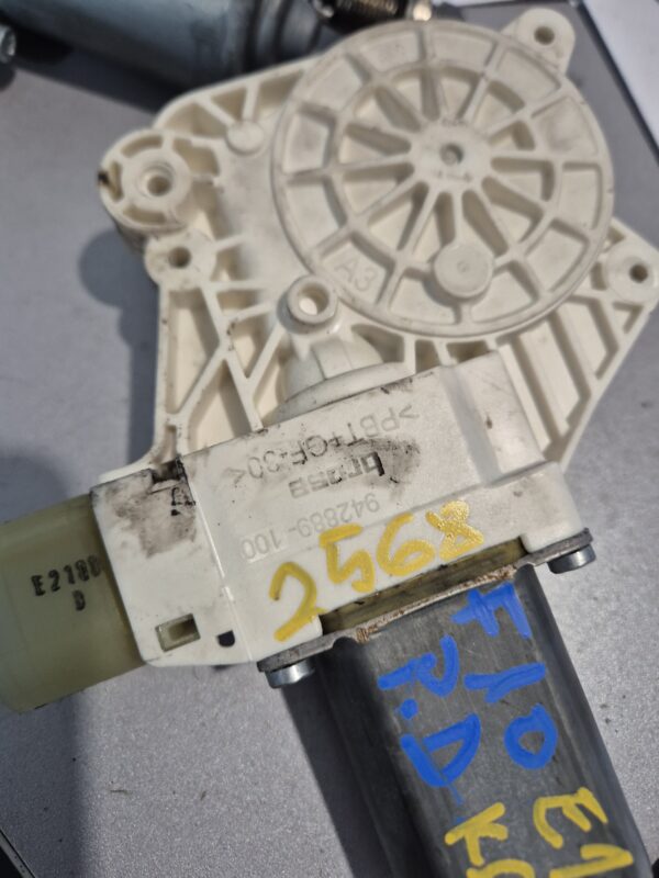 MOTOR PODIZACA STAKLA BMW 5 F10 #942888100#PREDNJI DESNI