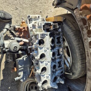 MOTOR PEUGEOT 1.6  ZA DIJELOVE