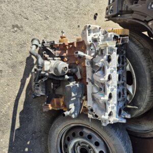 MOTOR PEUGEOT 1.6  ZA DIJELOVE