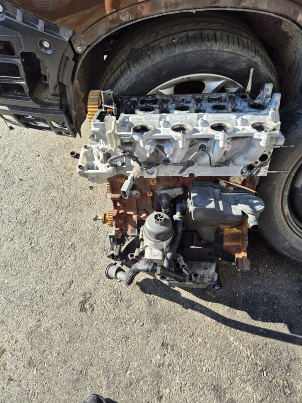 MOTOR PEUGEOT 1.6  ZA DIJELOVE#9682446510