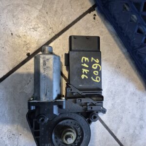 MOTOR PODIZACA SKODA PASAT 5plus prednji lijevi#105404-301#0130821695