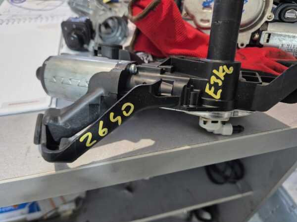 MOTOR BRISACA ZADNJI BMW 1 #7199569-02