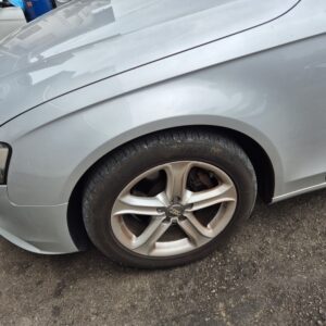 AUDI A4 B9 2.0