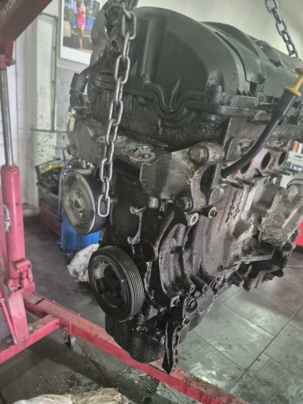 MOTOR PEUGEOT 207 1.4 BMW 2010GOD