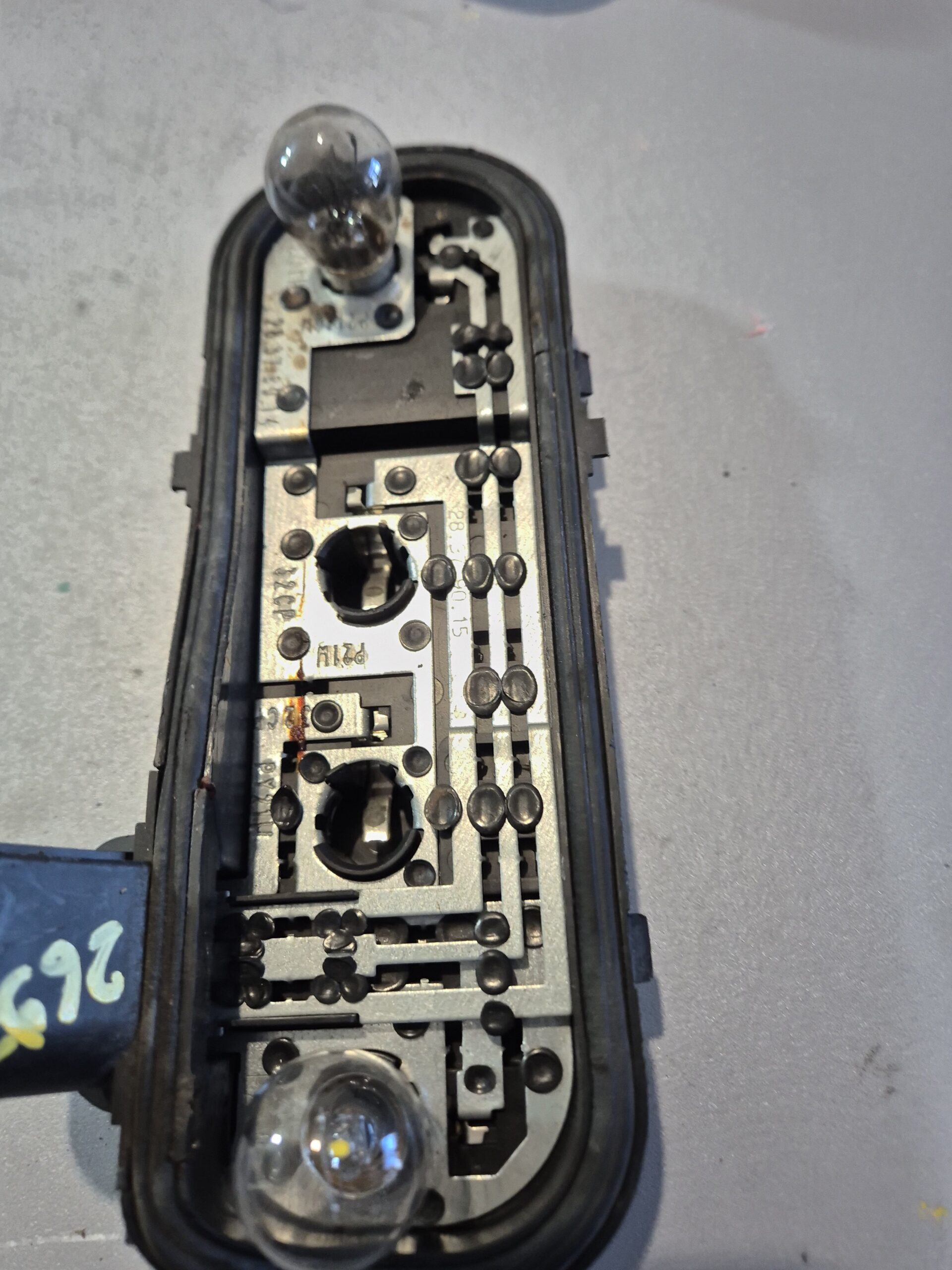 NOSAC SIJELICA AUDI A4 LIJEVI #839945257