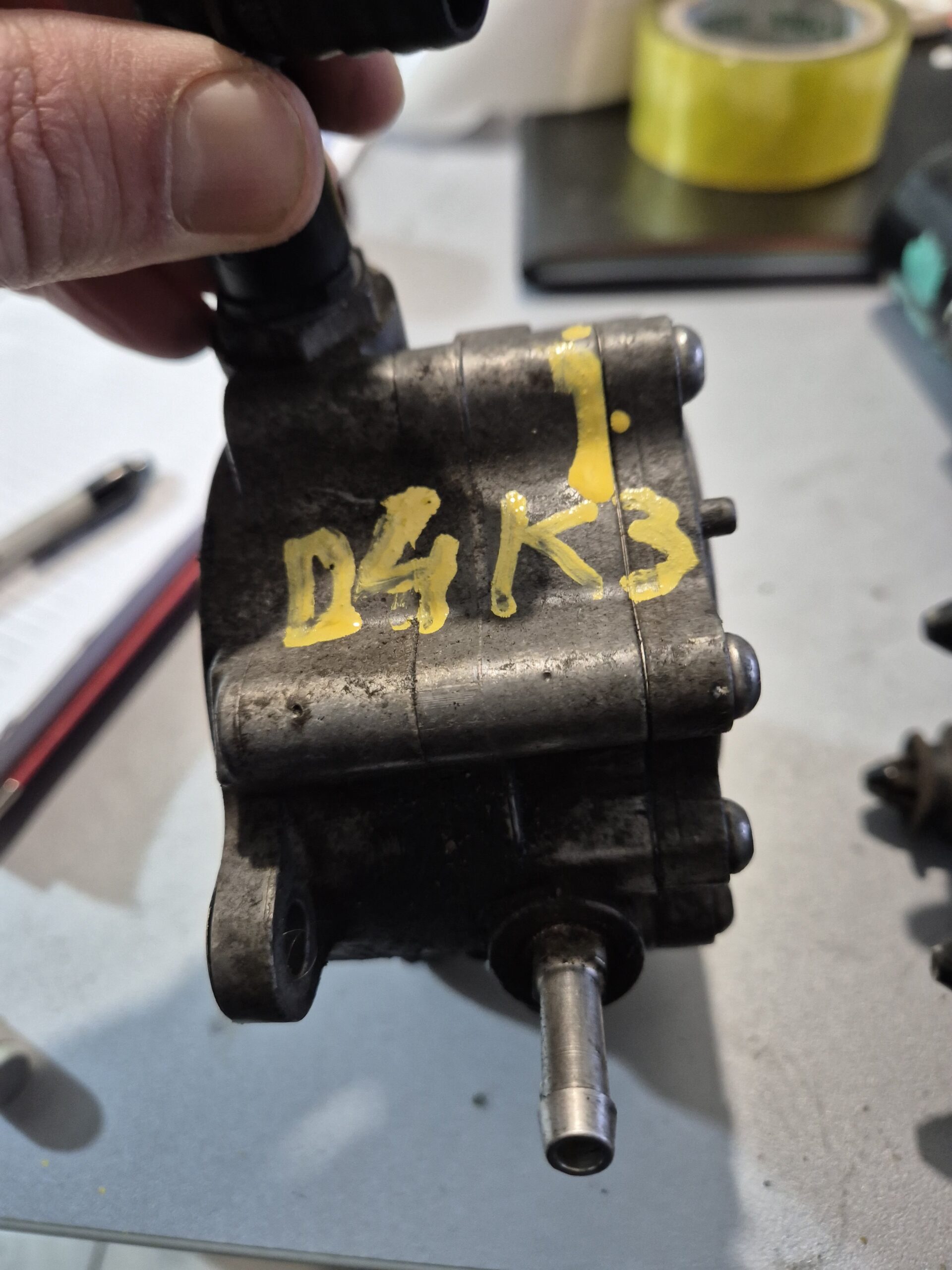 PUMPA GORIVA GOLF PASAT#03G145209