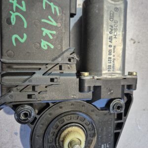 BRAVA VRATA PASAT 5 PREDNJA DESNA#0130821694