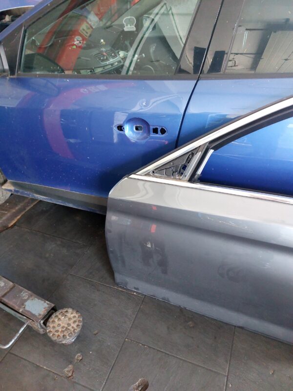 VRATA BMW 5 G30 PREDNJA LIJEVA# VRATA#