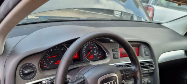 AUDI A6 4F 3.0 2.7