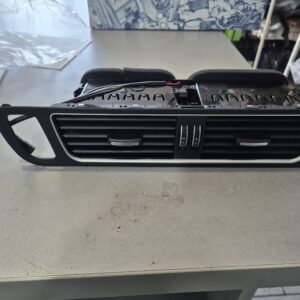 VENTILACIJA REAETKA AUDI Q5