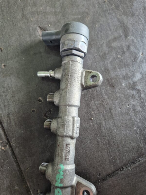 PUMPA GORIVA BMW 5 G30 2.0# DIZNA MOTORA BMW 5 G30#0445010775#0445111009#8579236#0281006886#0445214371#