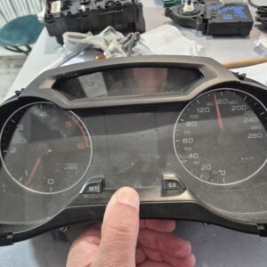 KILOMETAR SAT AUDI A4 B8 #8K0920930N