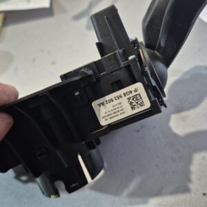 PREKIDAC ZMIGAVACA I BRISACA  AUDI A4 A5#4G8953502AA