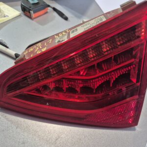 STOP LAMPA QUDI A5 2012- UNUTARNJA DESNA #8T0945094C