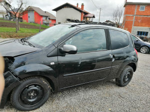 Vrata renault tvingo 2011 prednji lijevi